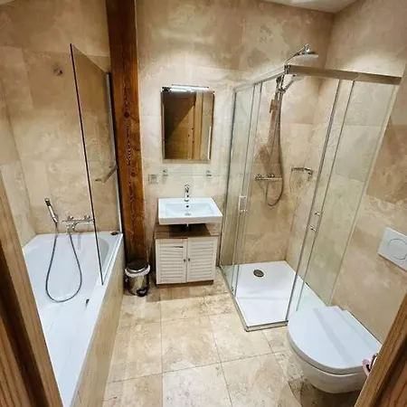 Rose Chalet *